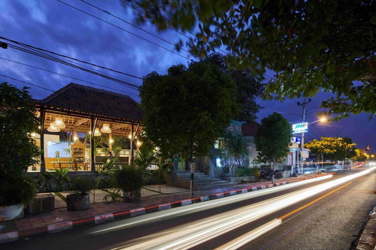Tempat Tidur & Sarapan Chendela *